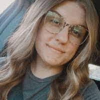 Lindsey Swope's Instagram, Twitter & Facebook