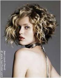 Dalgali Kut Sac Modelleri 2016 9 Jpg 370 469 Haircuts For Curly Hair Curly Bob Hairstyles Curly Hair Styles