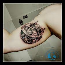Tatouage Boussole Et Rose Des Vents Graphicaderme