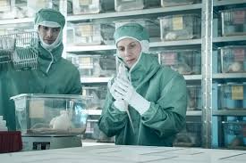It stars mélanie laurent, mathieu amalric and malik zidi. Trailer Melanie Laurent Races Against Time In Alexandre Aja S Oxygen