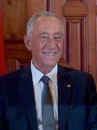 A apresentação de diapositivos continua no próximo diapositivo. Marcelo Rebelo De Sousa Wikipedia