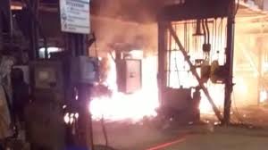 Ex ilva, a taranto protesta per la proroga dell'altoforno: Esplosione E Incendio In Un Reparto Dell Ex Ilva Di Taranto Nessun Ferito I Sindacati Tragedia Sfiorata La Stampa