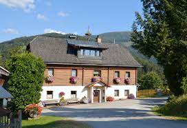Ferienresort hauser kaibling, haus im ennstal das moderne resort auf 774 m ü.m. Aignerhof Zimmer Und Appartement Am Petersberg In Haus Im Ennstal