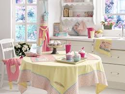 English Home Yeni Moda Mutfak Masa Ortusu Modelleri 2015 Antik Mutfak Klasik Tarz Mutfaklar Dekor