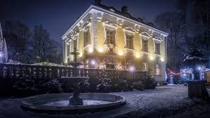 11 Romantische Restaurants In Munchen Fur Einen Abend Zu Zweit Mit Vergnugen Munchen In 2020 Romantische Restaurants Restaurant Munchen Restaurant