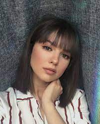 Instagram Post By Chloe De Barros Jan 20 2018 At 9 10pm Utc Short Hair With Bangs Thick Hair Styles Medium Hair Styles