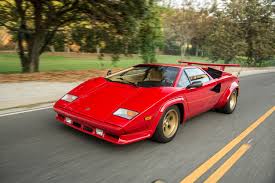 The periscopio lp400s are the most collectible countaches. Classic Drive 1988 Lamborghini Countach 5000 Qv