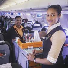 A mango airlines flight from johannesburg to durban lost cabin pressure on monday, prompting it to release oxygen masks for passengers. Mango Airlines On Twitter Our Crew On Board Our First Flight Between Lanseria And Durban Je 615 Http T Co Et1cm74ofo