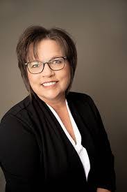 Tracey Henson's Instagram, Twitter & Facebook