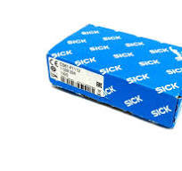 NEW SICK CS81-P1112 COLOR SENSOR CS81P1112