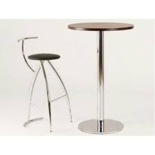 Biz sizlere ilham vermesi için bir birinden profesyonel bar masalı mutfak dekorasyon örneklerini bir araya getirdik. Yuvarlak Bar Masa Sandalye Takimi