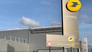 Maybe you would like to learn more about one of these? La Poste Assure Que Tous Ses Colis Seront Remis Avant Noel A Valence