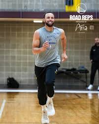 The road trip continues in San Antonio @arialv || Road Reps