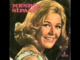 218 Nesrin Sipahi Uc Azeri Turku Seslendiriyor Pop Muzik Muzik Youtube