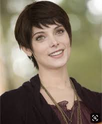 She is known for playing alice cullen in the film adaptations of stephenie meyer's twilight no. Hale S Harmony Alice Cullen Hairstyle Short Hair Styles