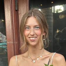 Griffen Rohrscheib and Megan Criss' Wedding Website