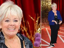 Who plays Pearl Ladderbanks in Emmerdale and what happened to her?