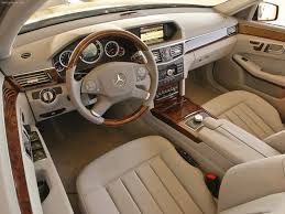 Gas mileage, engine, performance, warranty, equipment and more. Mercedes Benz E350 2010 Picture 29 Of 36