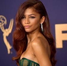Long hair looks great in so many ways. Best Celebrity Red Carpet Looks Of 2019 Best Dresses