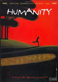 His slow investigation is interspersed with everyday scenes of his quiet life. L Humanite 1999