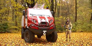 Un'azienda 100% italiana che progetta e sviluppa veicoli industriali, speciali e militari, sistemi elettronici per automotive, difesa e sicurezza. Graelion 4x4 Heavy Duty Multipurpose Vehicle