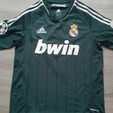 111 results for real madrid champions league jersey. Replica Green Real Madrid Champions League Jersey 12 13 Adidas Sports Sports Apparel On Carousell