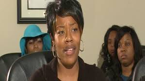 Jamar Clark's Sister Calls For Calm