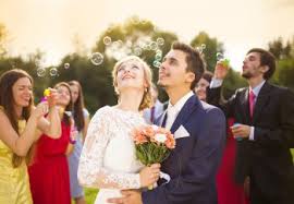 Sie werden in form von kurzen gebeten von den hochzeitsgästen vorgetragen und erbitten für das. Hochzeitsprogramm Top 30 Ideen Fur Die Hochzeit Zur Unterhaltung