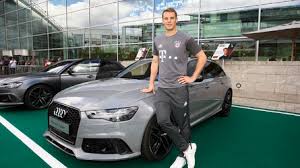 Les bleus se jaugent face aux gallois. Karim Benzema S Offre Une Belle Bugatti Chiron