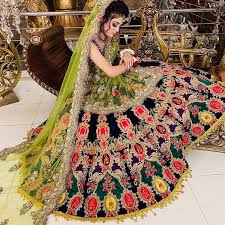A Sneak Peek Of Kashees Unique Bridal Collection With Detailed Embellishments Combined Beautifu Pakistani Bridal Wear Pakistani Bridal Dresses Pakistani Bridal