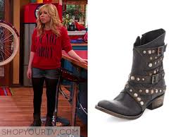 She has also appeared in a number of other television series, including malcolm in the middle (2003. Sam Cat Season 1 Episode 29 Sam S Studded Ankle Boots Shop Your Tv