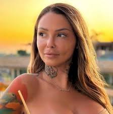Quebec Porn Star Hélène Boudreau Is Hosting A Contest To Be A High ...