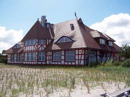 Wir hoffen, es hilft ihnen, englisch besser zu verstehen. Beach House Definition Und Synonyme Von Beach House Im Worterbuch Englisch