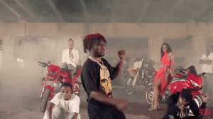 Animated gif about gif in ⓑⓨ ⓒⓗⓐⓝⓒⓔ by ㅤㅤㅤミyouwillregret.彡. Lil Uzi Vert Bad And Boujee Gif By Migos