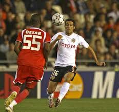 In the united arab emirates as a central midfielder. Hugo Viana Valencia Fotos Imago
