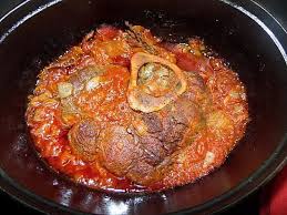 Jarret De Boeuf A La Tomate Au Four Recette Tomates Au Four Recettes De Cuisine Recette Jarret De Boeuf