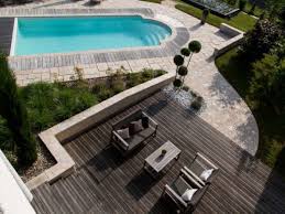 Une Terrasse Au Style Rustique Outdoor Pool Outdoor Decor
