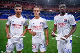 I 1916, 1940 og 1944. Olympique Lyonnais Ø¹ÙÙ ØªÙÙØªØ± Emirates Et L Olympique Lyonnais Devoilent Le Nouveau Maillot Du Club Pour La Saison 2020 2021 Flyemiratesflybetter Https T Co Aniryeq1wb Https T Co Er9e5wilc5