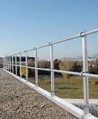 Keeguard foldshield is a folding handrail system designed for roofs with slopes of less than 10 degrees. Folding Guardrail Versirail Msa Aluminum For Metal Roofs