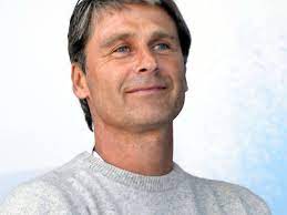 Born 16 june 1966) is a retired czech track and field athlete who competed in the javelin throw. Zelezny Traut Deutschem Speerwurf Duo Den Weltrekord Zu Sport A Z