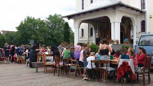 Pictură în tehnica tempera, executată de către pictorul gheorghe croitoru, în anul 2010; Succes Neasteptat Al Scolii De Vara De La Biserica Sfanta Treime BistriÅ£a