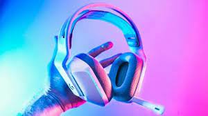 The logitech g733 headset feels comfortable and sounds fine, but not great. The Best Wireless Rgb Gaming Headset Logitech G733 Lightspeed Review Youtube