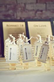 11 Super Creative Wedding Favor Ideas Modwedding Beach Wedding Favors Diy Wedding Favors Wholesale Wedding Favors