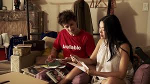 Kaori ito et théo touvet présentent embrase moi