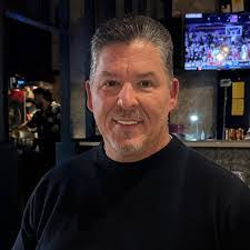 Eric Schweppe's Instagram, Twitter & Facebook