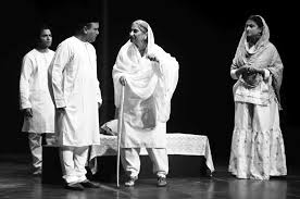 Theatre Review: 'Jinnay Lahore Naee Vekhya' by Tehrik-e-Niswan
