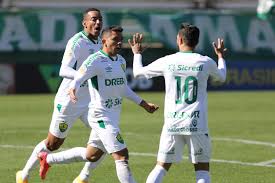 Neste sábado (17), chapecoense e cuiabá duelam pela 12ª rodada do torneio nacional. H Spgsnsk36r1m