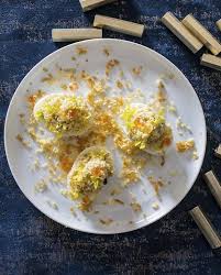 Oeufs Mimosa Oeufs De Truite Et Poutargue Pour 4 Personnes Recettes Elle A Table Recette Poutargue Oeuf Mimosa Recettes De Cuisine