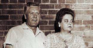 Gladys presley was born in mississippi. Elvis Presley S Parents Vernon And Gladys Were Married For 25 Years Until His Mother S Death In 1958