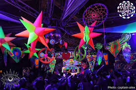 Mar 31, 2021 · birthday celebrants turning 50 spent their formative teen years in the epic 80s. Psychedelic Retro Indoor Venue Decoration Worlds Of Wonder Decor